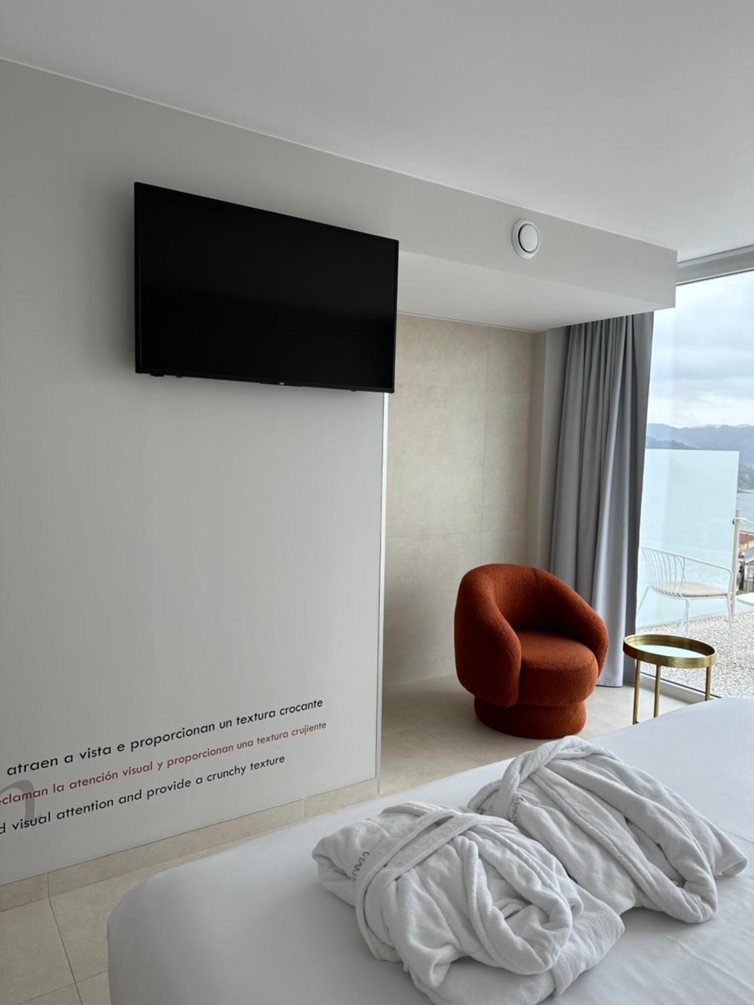 Otantus Hotel ムロス エクステリア 写真